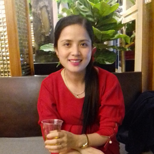 Khách hàng Thúy